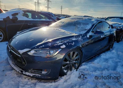 2015 Tesla Model S 85D z USA, uszkodzony, nr VIN 5YJSA1H21FFP69876